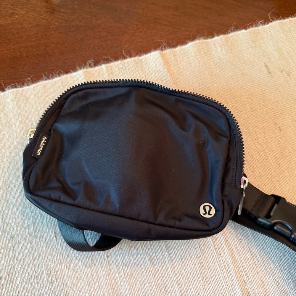 Lululemon Belted Bag